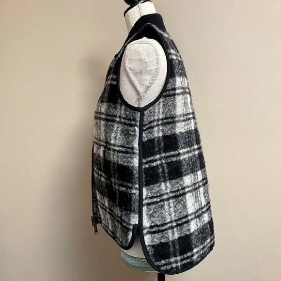 Madewell reversible quilted plaid vest - Picture 7 of 8